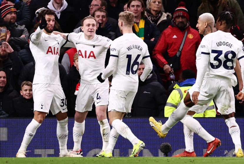 Tottenham's Timo Werner celebrating