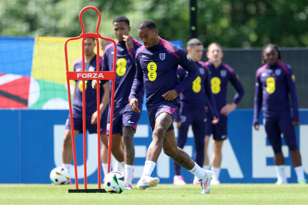Ivan Toney training with England