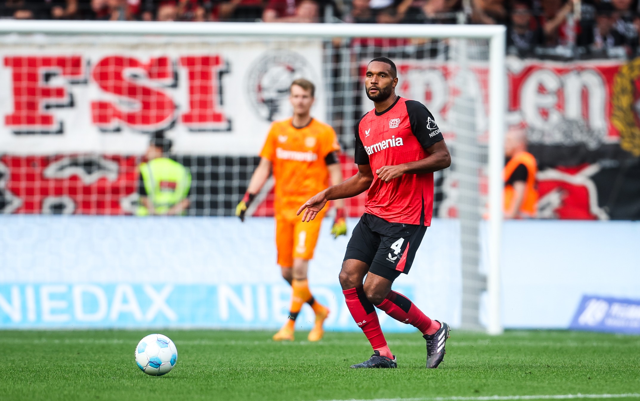 Tottenham, Chelsea and Barcelona want to sign Jonathan Tah