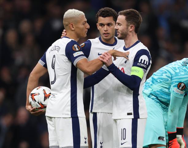Richarlison could replace Son on the left vs Manchester City