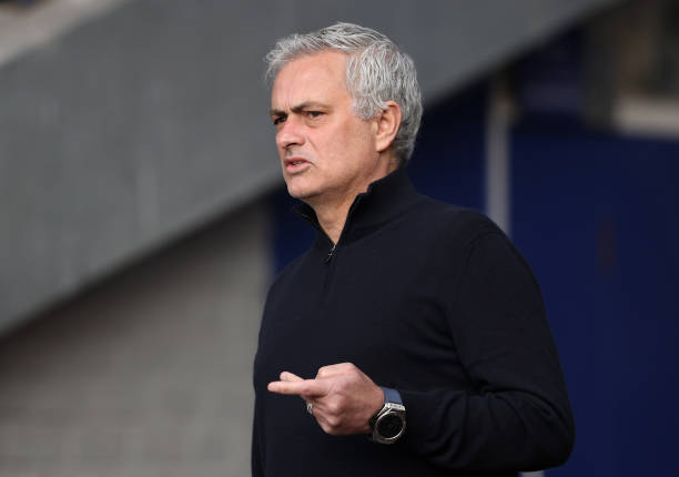 Jose Mourinho believes Tottenham are favourites to win the Europa League this season.