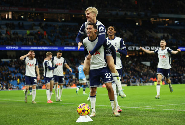 Ben Davies in action for Tottenham vs Manchester City