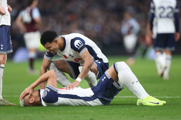 Richarlison injury vs Aston Villa