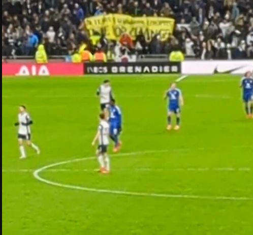 Tottenham fans banner on Daniel Levy confiscated
