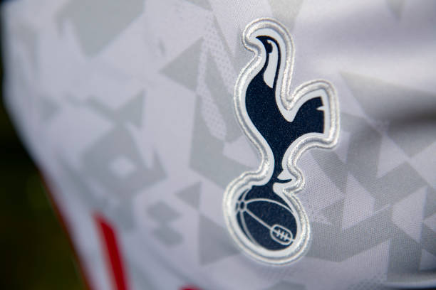 Tottenham crest