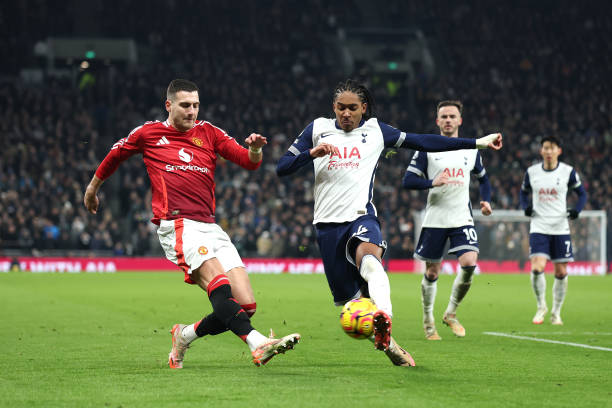 Djed Spence in action for Tottenham