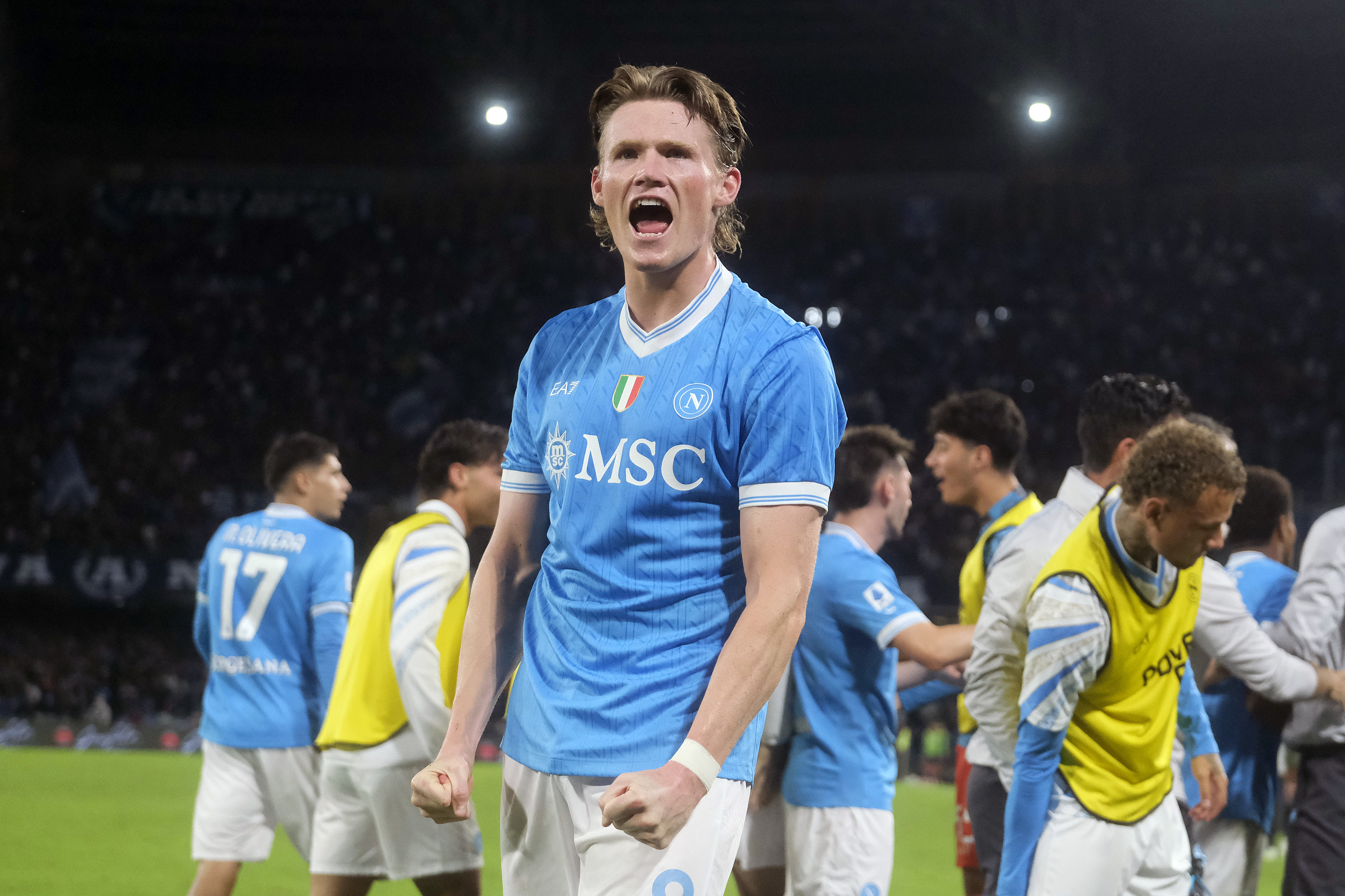 Scott McTominay celebrates a goal