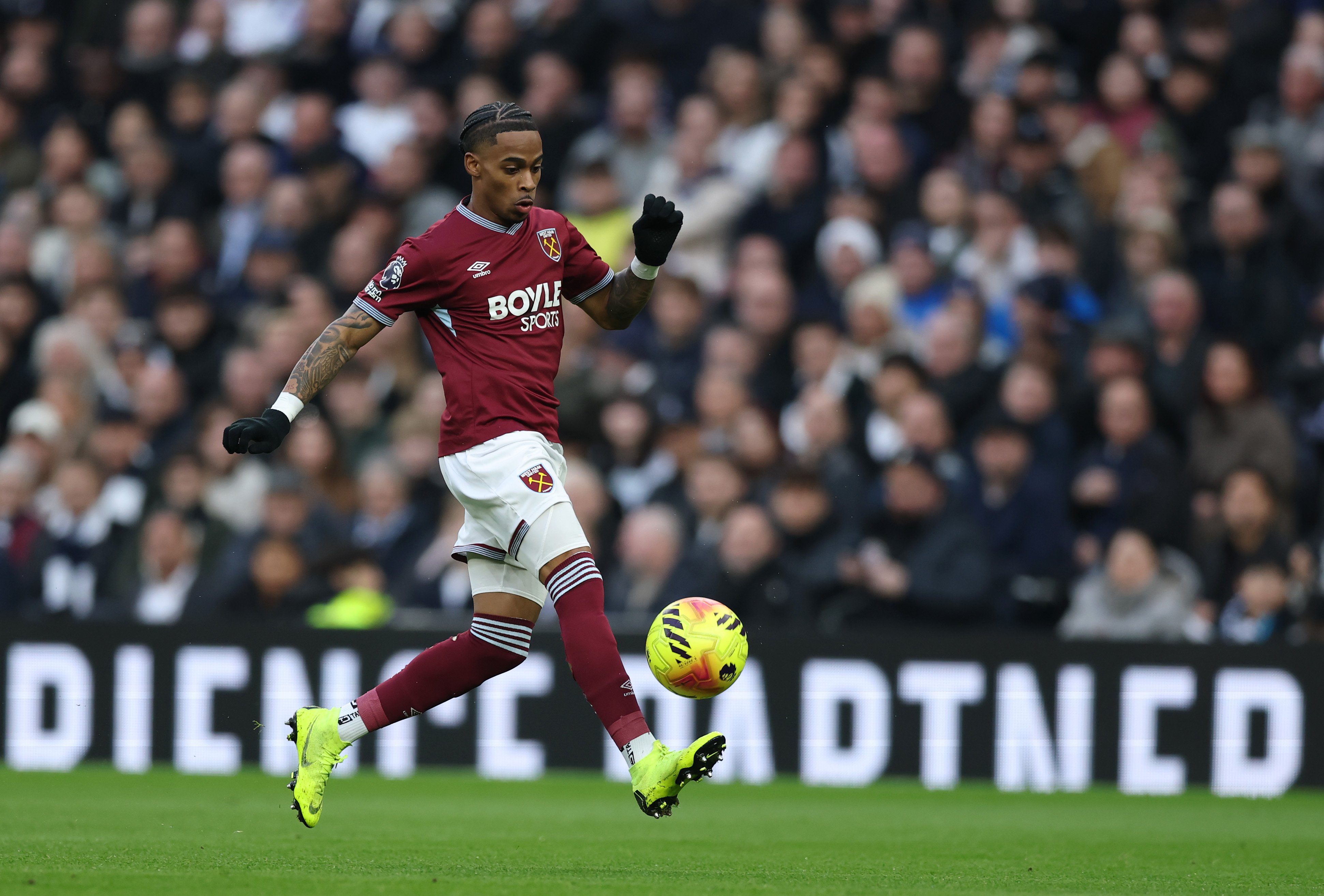 Crysencio Summerville of West Ham United runs with the ball