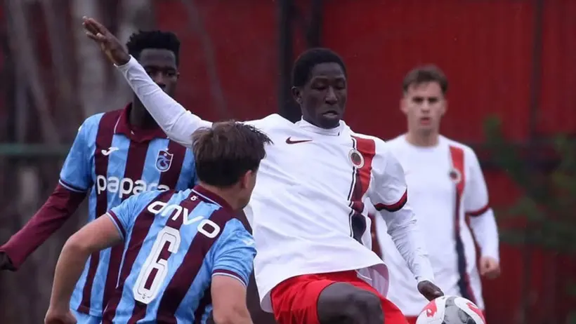 Ousmane Diabate in a white Genclerbirligi kit during a football match